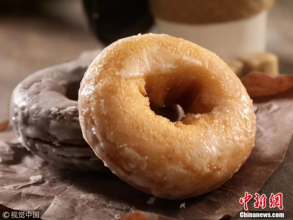 转发这个黑洞,或许能吸走你全年的霉运…